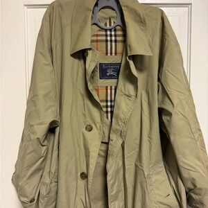 Burberry Beige Coat with Check Lining